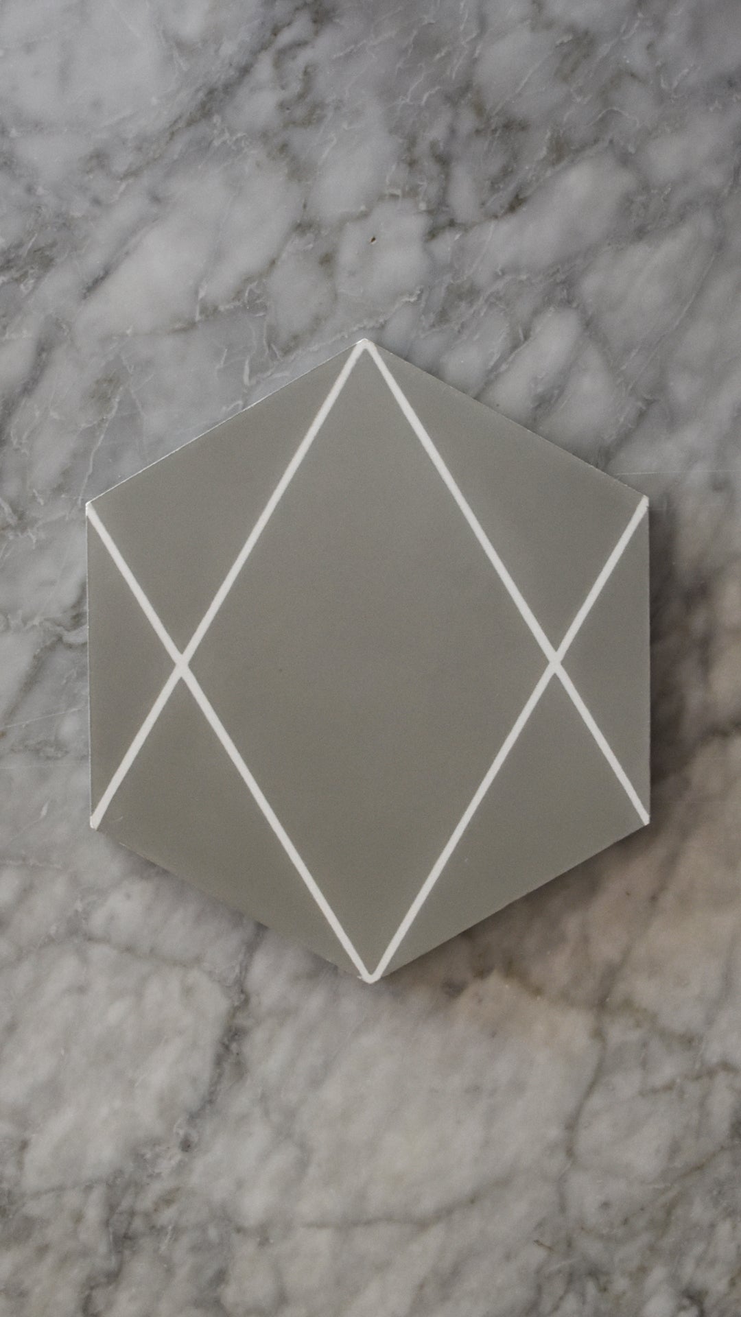 HEXY BEAST CEMENT TILE