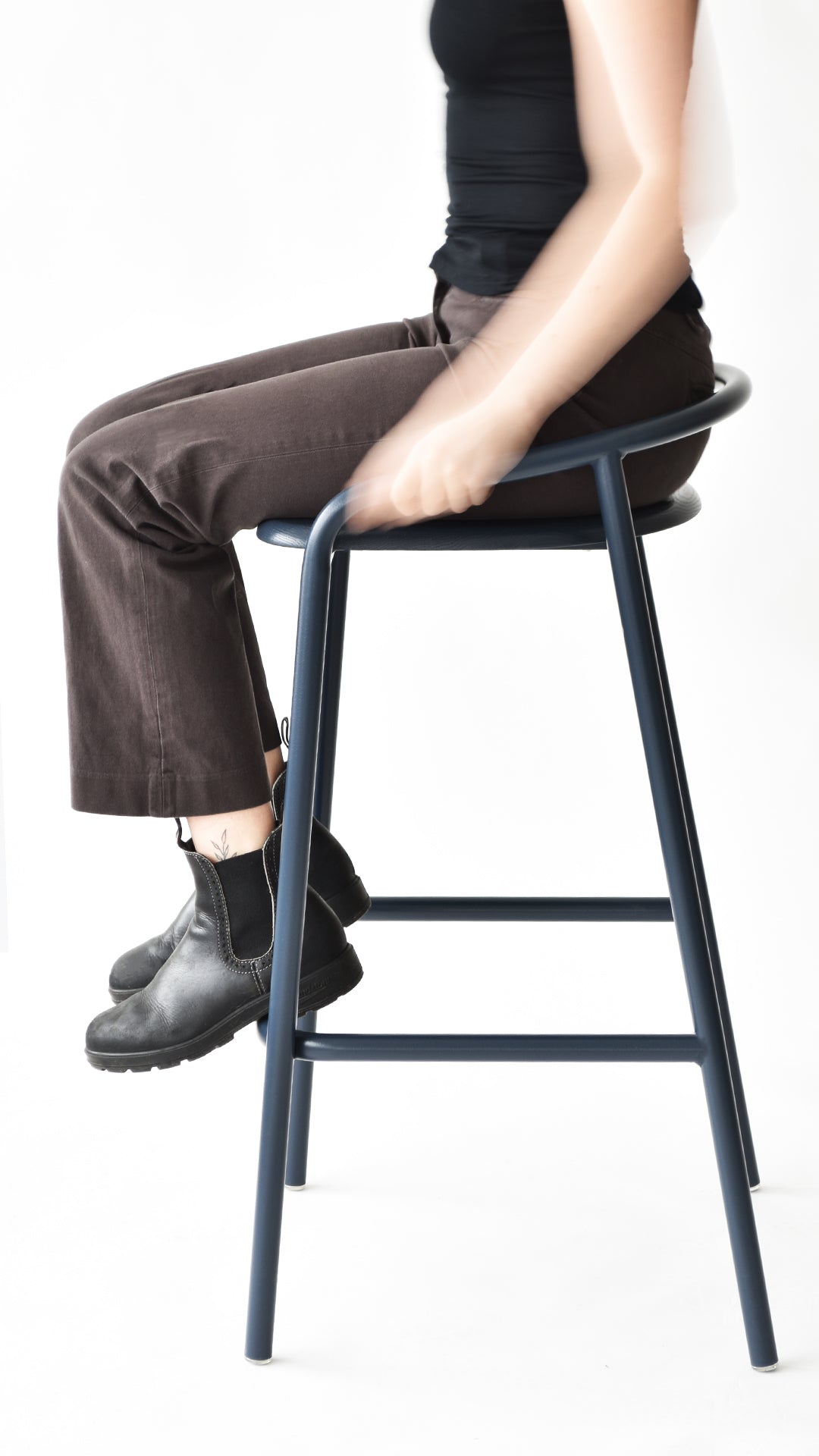 BENDER 30" Bar Stool